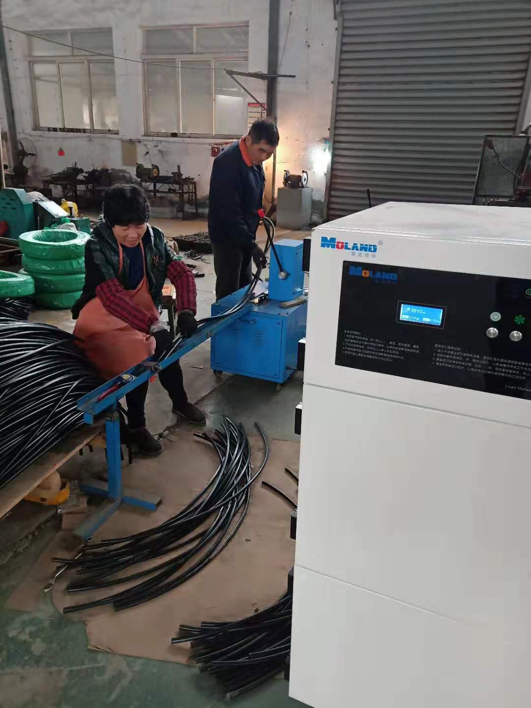 �и����z�ܳ�����ζ�F��(ch��ng)��Ƭ